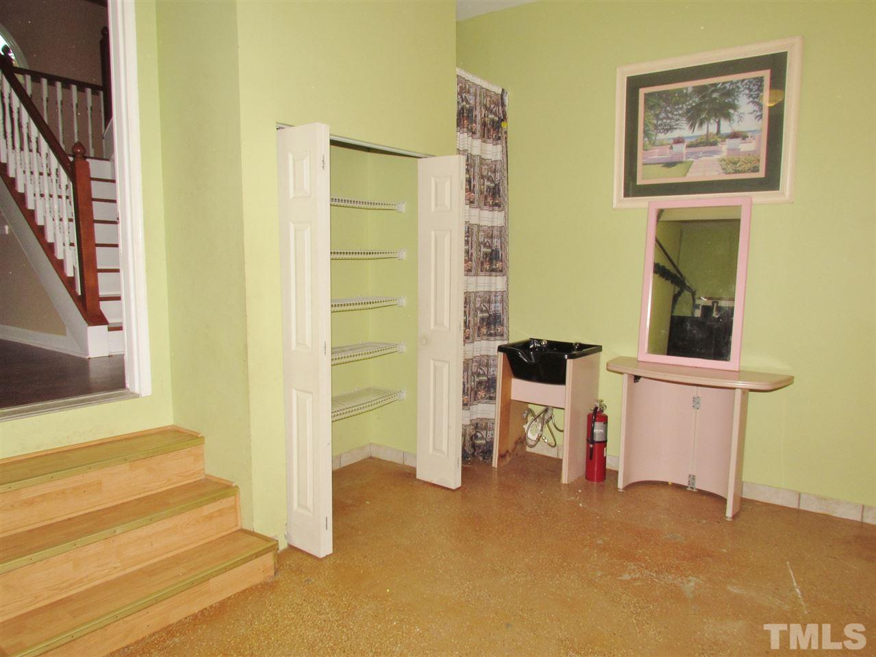 4917 Knightsbridge Way Raleigh, NC 27604 - Photo 28 of 30