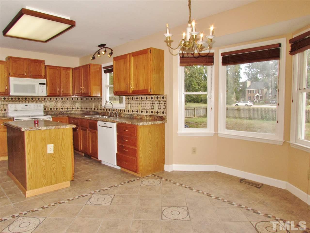 4917 Knightsbridge Way Raleigh, NC 27604 - Photo 8 of 30