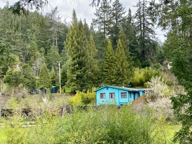 $565,000 | 65401 Highway 271, Leggett, CA 95585