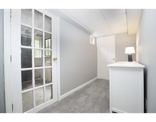 18 Old County Road Hingham, MA 02043 - Photo 14 of 16 Gallery Image 14