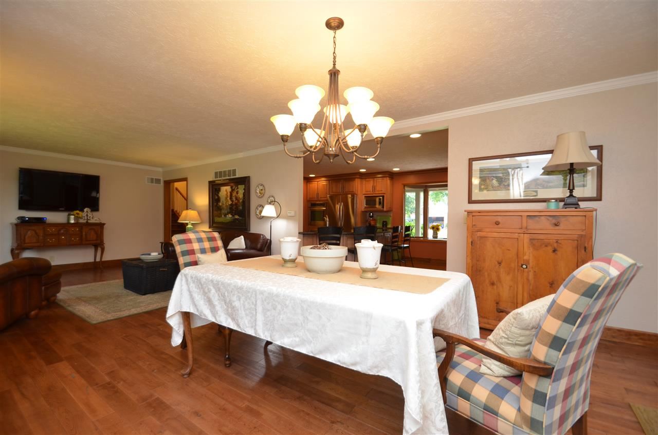 17 Forestview Road Morton, IL 61550 - Photo 5 of 24 Gallery Image 5