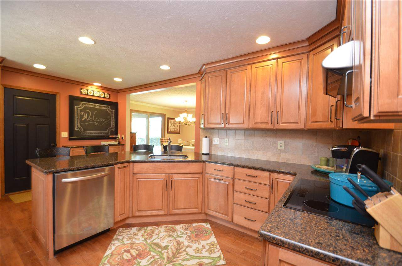 17 Forestview Road Morton, IL 61550 - Photo 6 of 24 Gallery Image 6