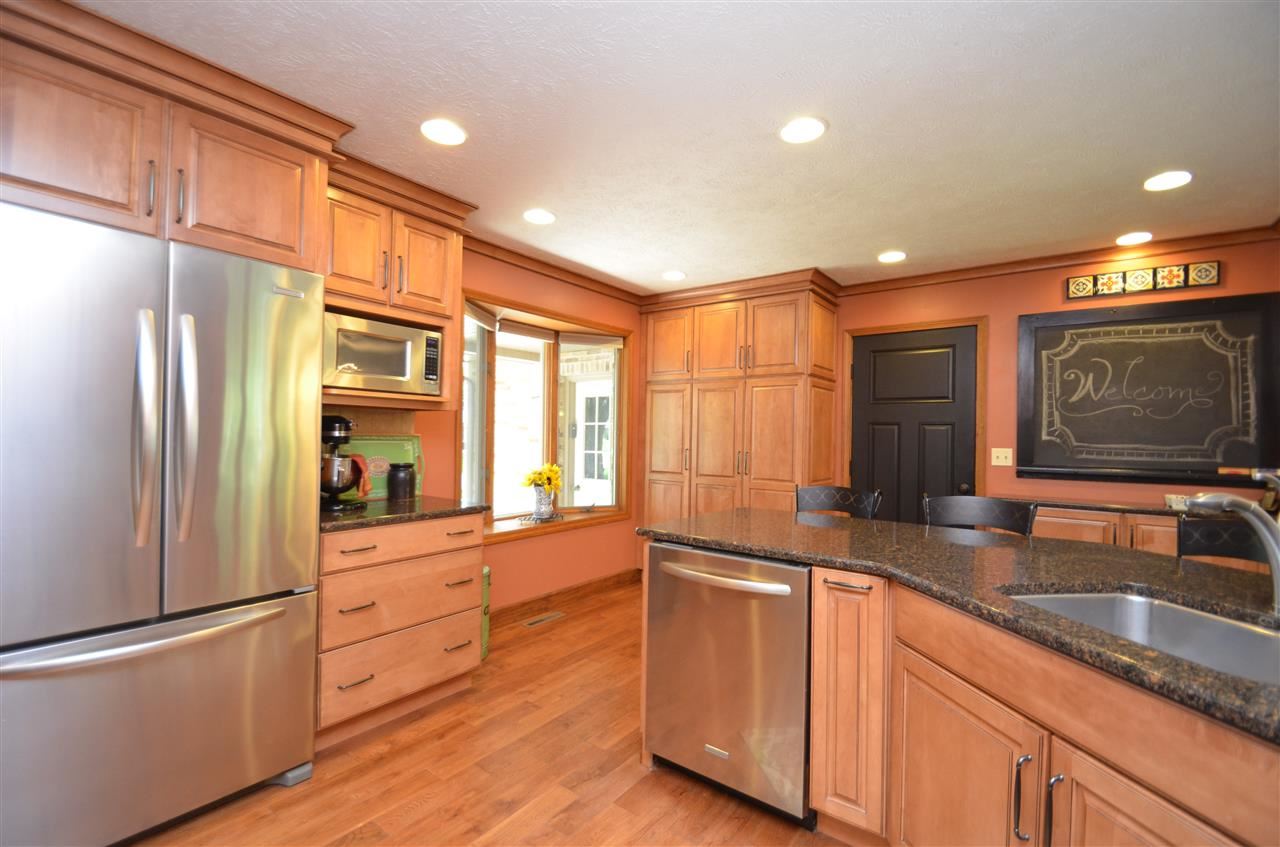 17 Forestview Road Morton, IL 61550 - Photo 7 of 24 Gallery Image 7