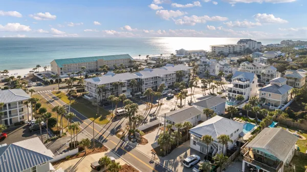 $2,100,000 | 66 Pompano Street, Destin, FL 32541