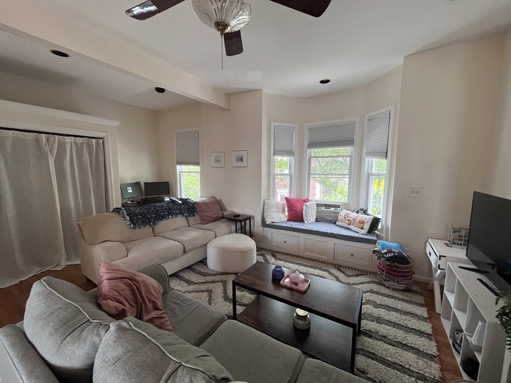 11 Gates Street, Unit 2 Boston, MA 02127 - Photo 5 of 30
