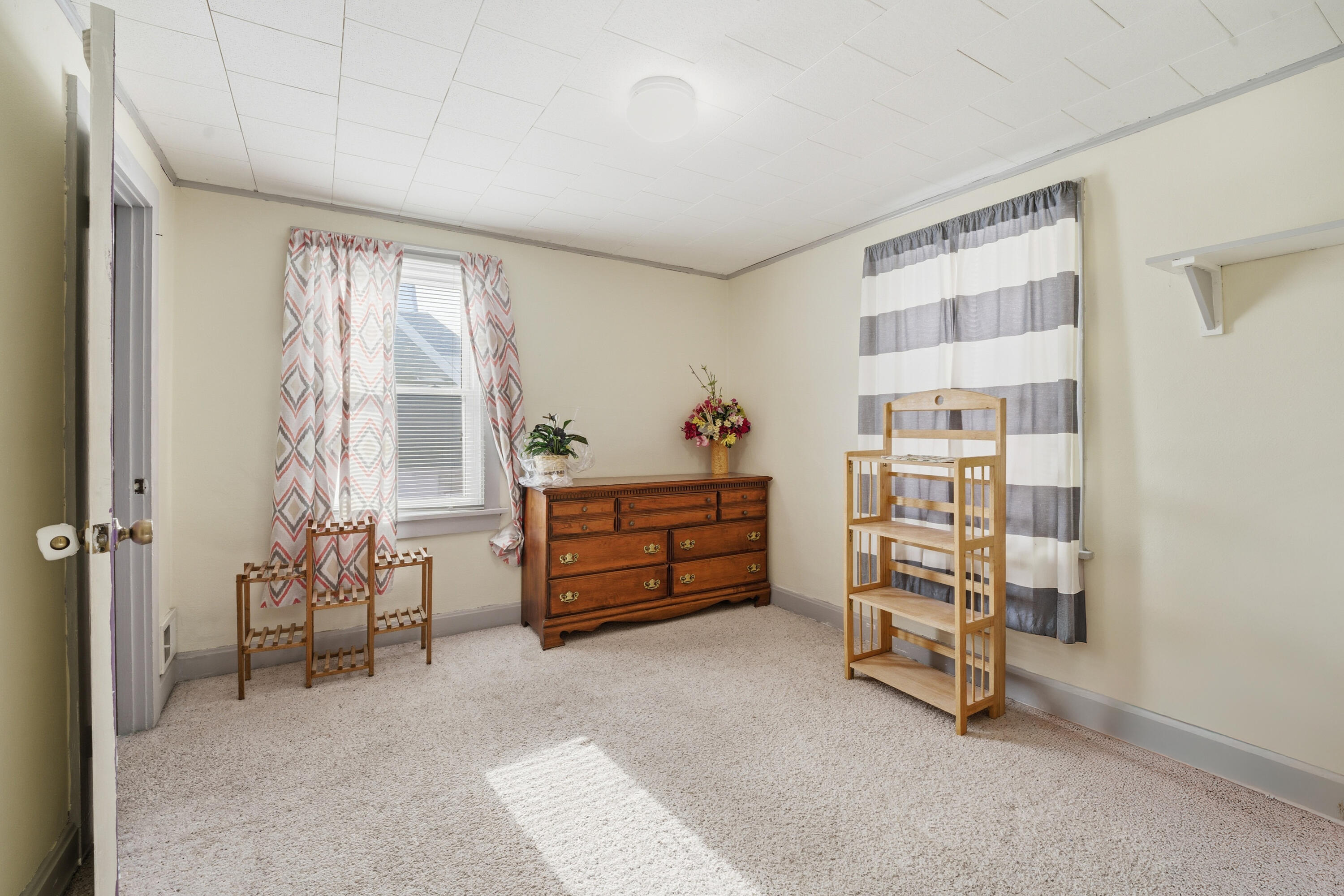 261 Superior Street Fond du Lac, WI 54935 - Photo 15 of 26 Photo-17 (1)