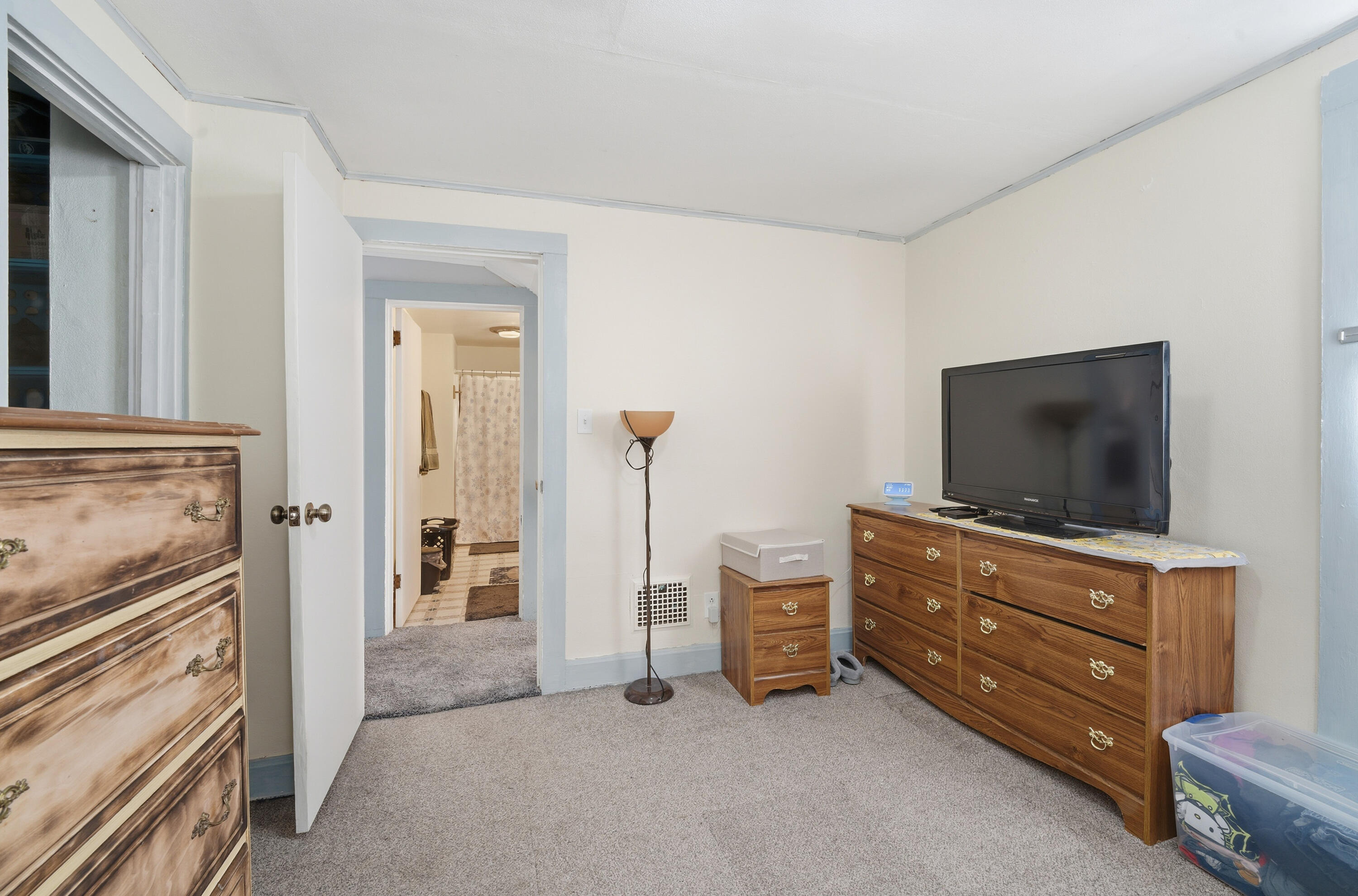 261 Superior Street Fond du Lac, WI 54935 - Photo 18 of 26 Photo-14 (1)