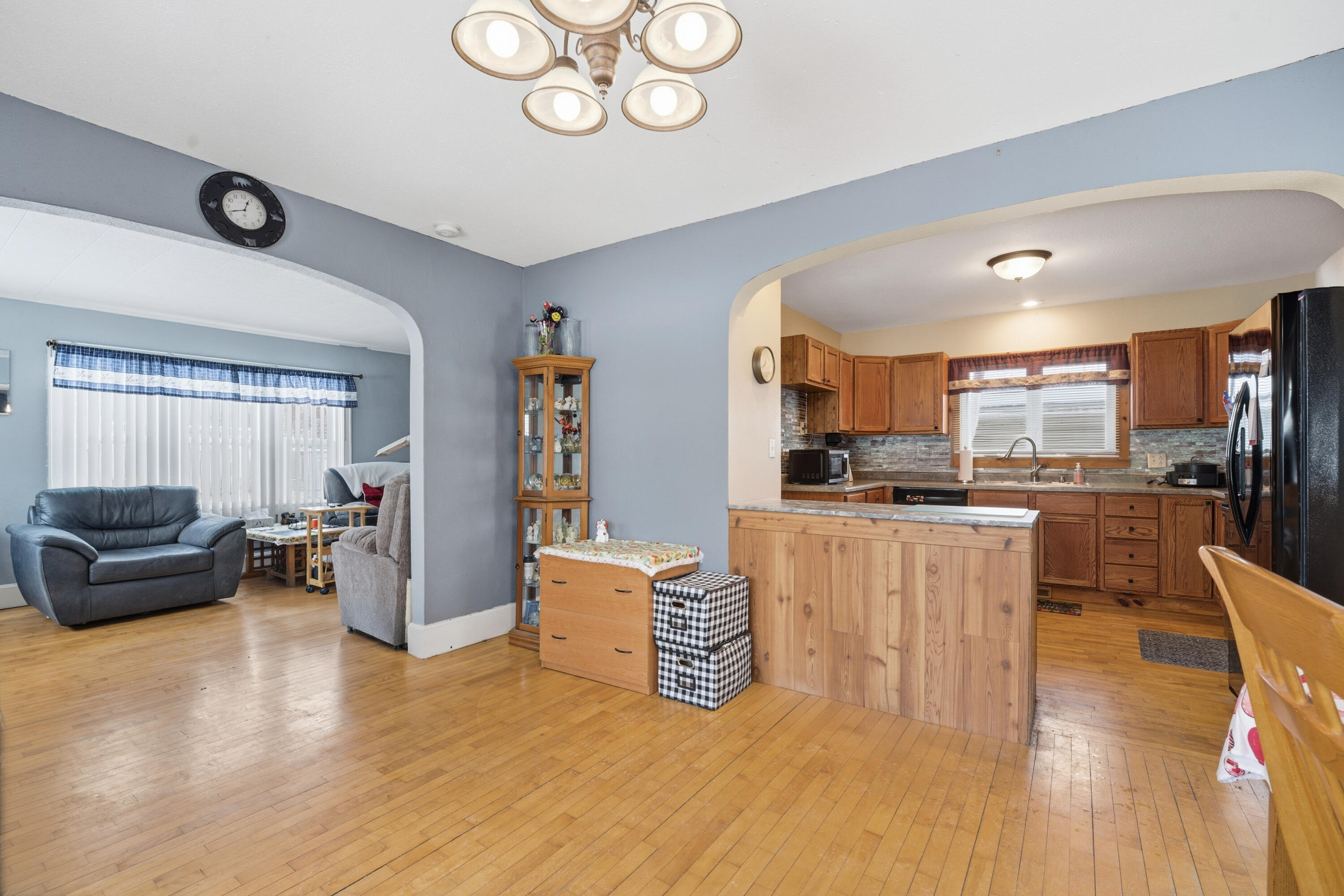 261 Superior Street Fond du Lac, WI 54935 - Photo 6 of 26 Photo-7 (1)