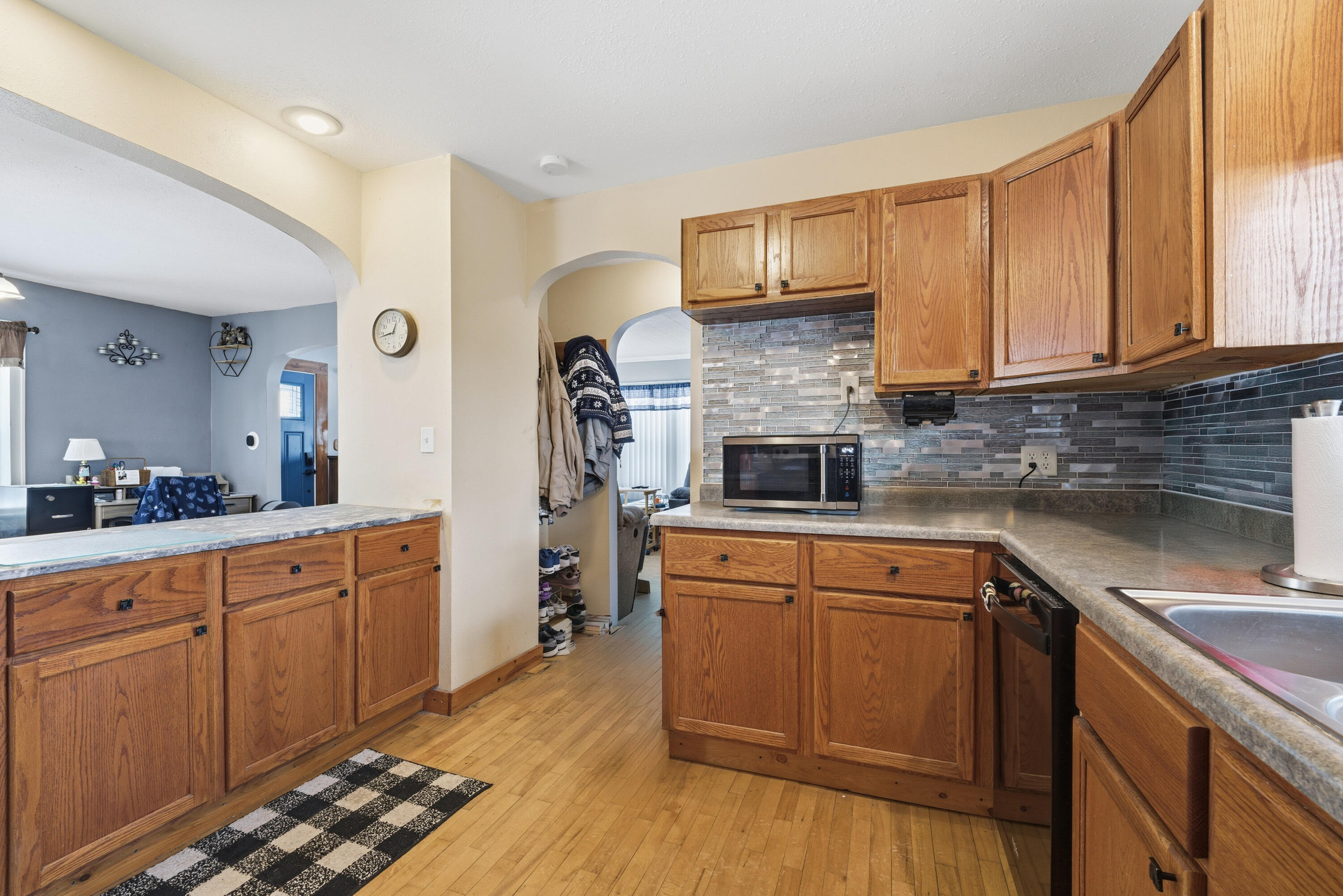 261 Superior Street Fond du Lac, WI 54935 - Photo 9 of 26 Photo-11 (1)