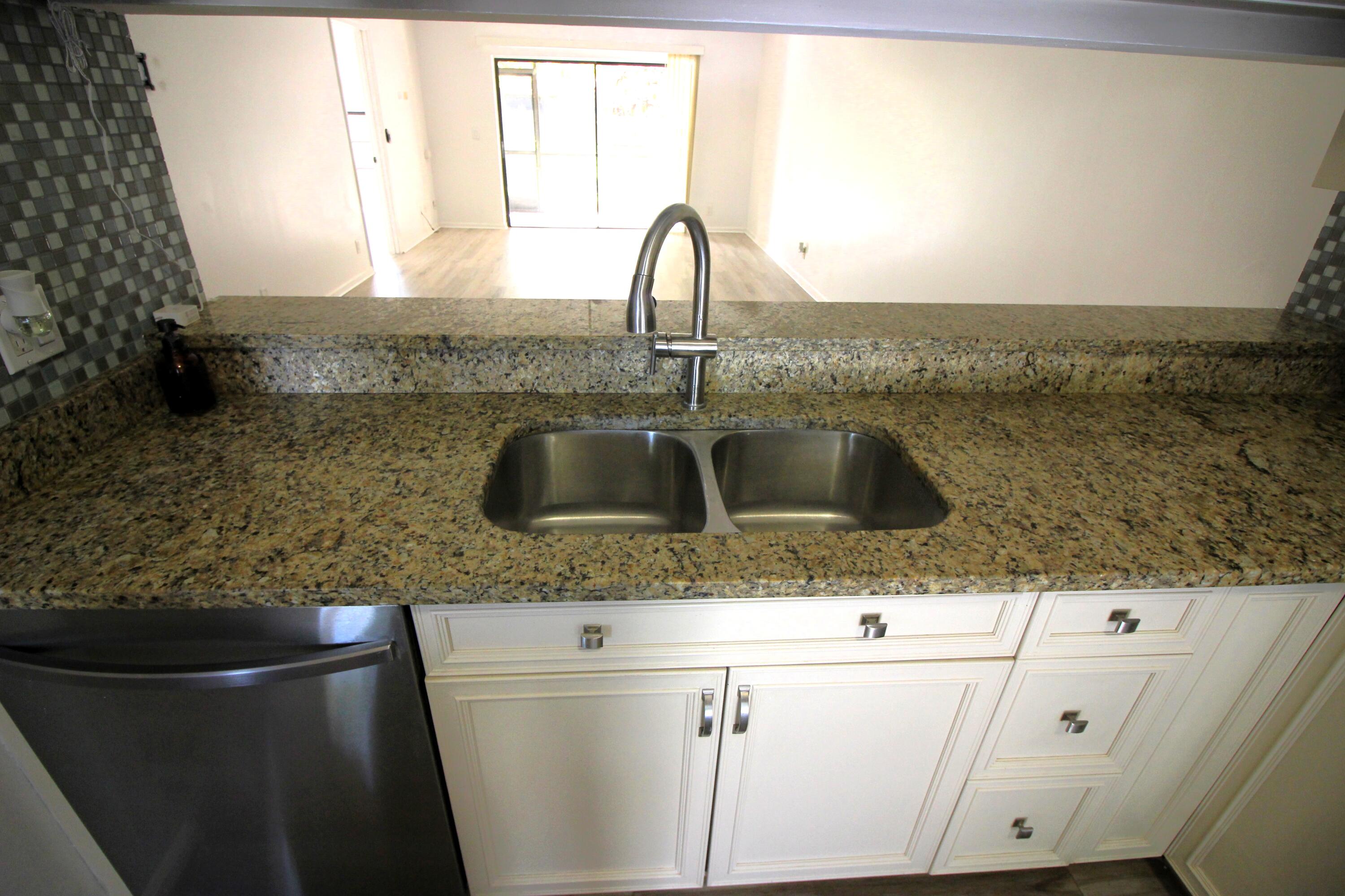 416 Buttonwood Place Boca Raton, FL 33431 - Photo 13 of 49 IMG_7642