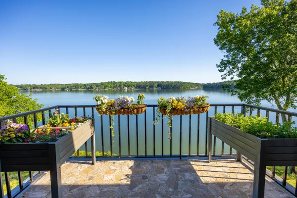 $2,650 | 4312 Lakeshore Lane, Unit 304, Chattanooga, TN 37415