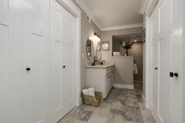 $2,650 | 4312 Lakeshore Lane, Unit 304, Chattanooga, TN 37415