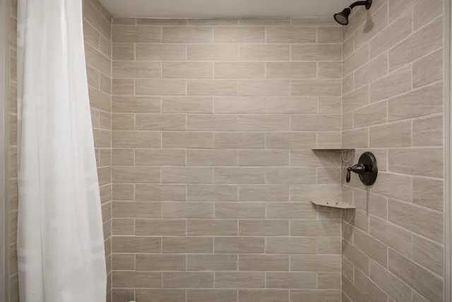 $2,650 | 4312 Lakeshore Lane, Unit 304, Chattanooga, TN 37415