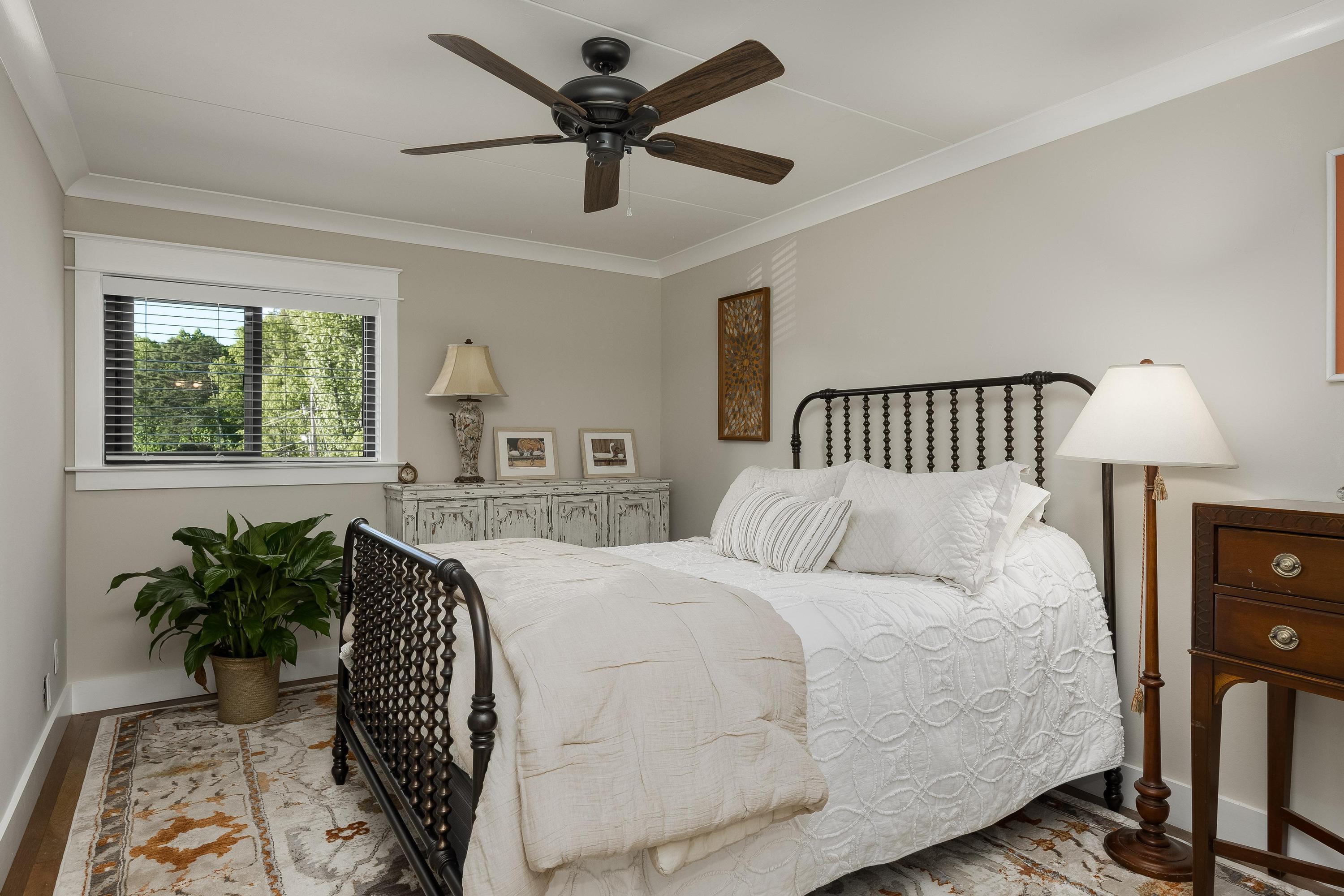 4312 Lakeshore Lane, Unit 304 Chattanooga, TN 37415 - Photo 20 of 35 Bedroom