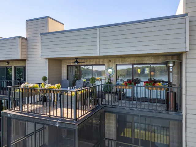 $2,650 | 4312 Lakeshore Lane, Unit 304, Chattanooga, TN 37415