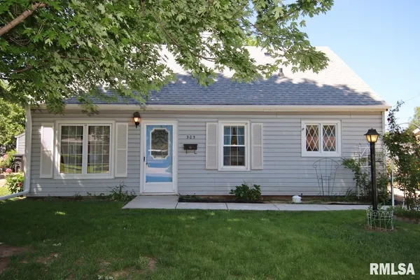 $152,000 | 305 Manor Street, Pekin, IL 61554