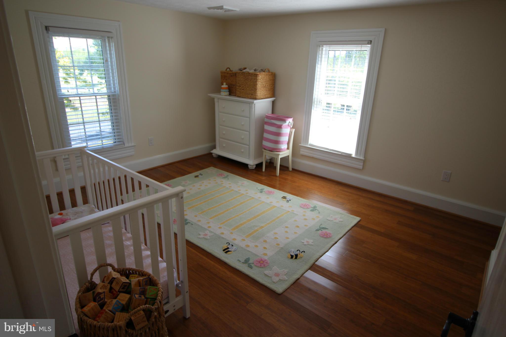 2280 Reliance Road Middletown, VA 22645 - Photo 20 of 28 an entryway with a window