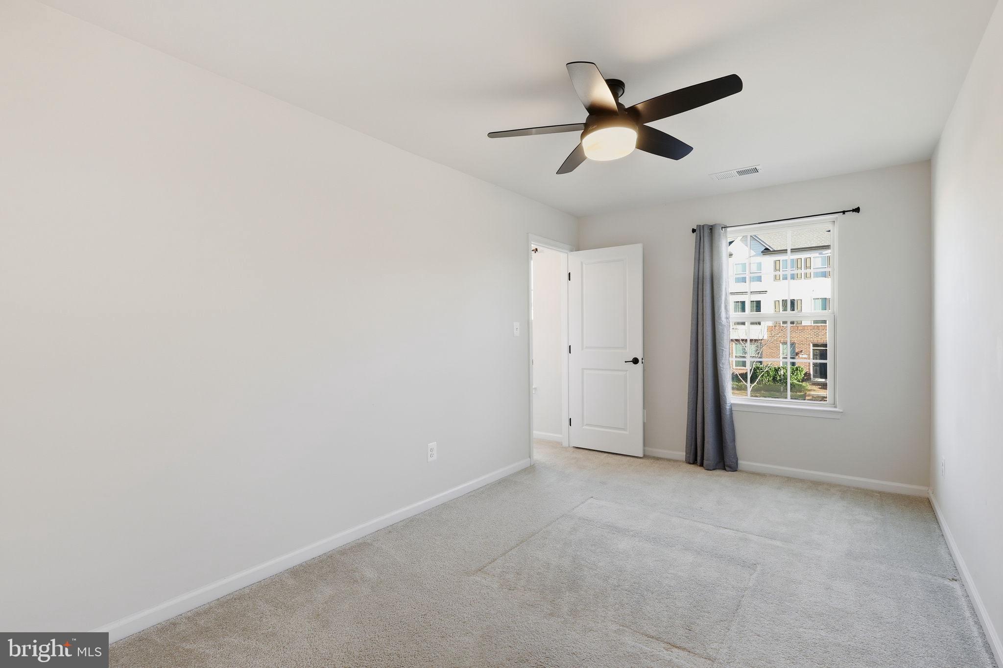 18052 Red Mulberry Road Dumfries, VA 22026 - Photo 22 of 52