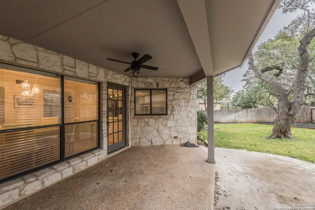 $2,700 | 13206 Hunters Lark, San Antonio, TX 78230