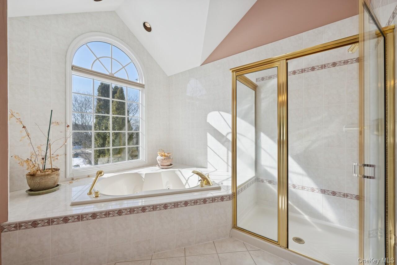 49 Rofay Drive East Northport, NY 11731 - Photo 23 of 50