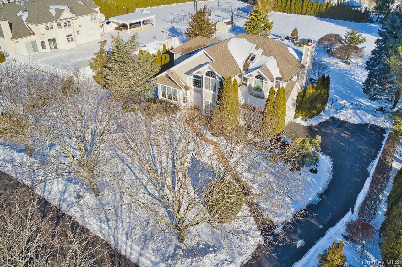 49 Rofay Drive East Northport, NY 11731 - Photo 9 of 50