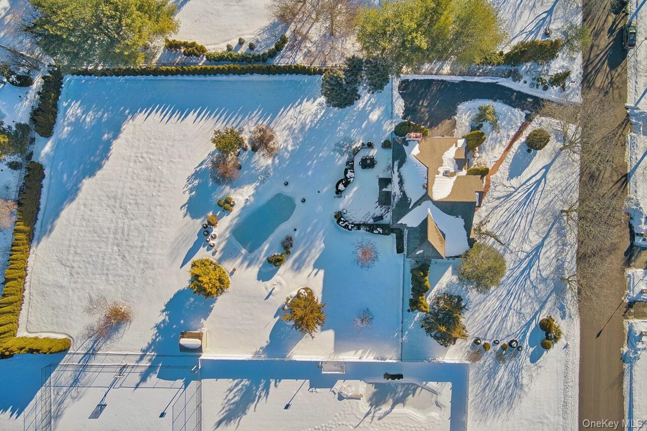 49 Rofay Drive East Northport, NY 11731 - Photo 10 of 50