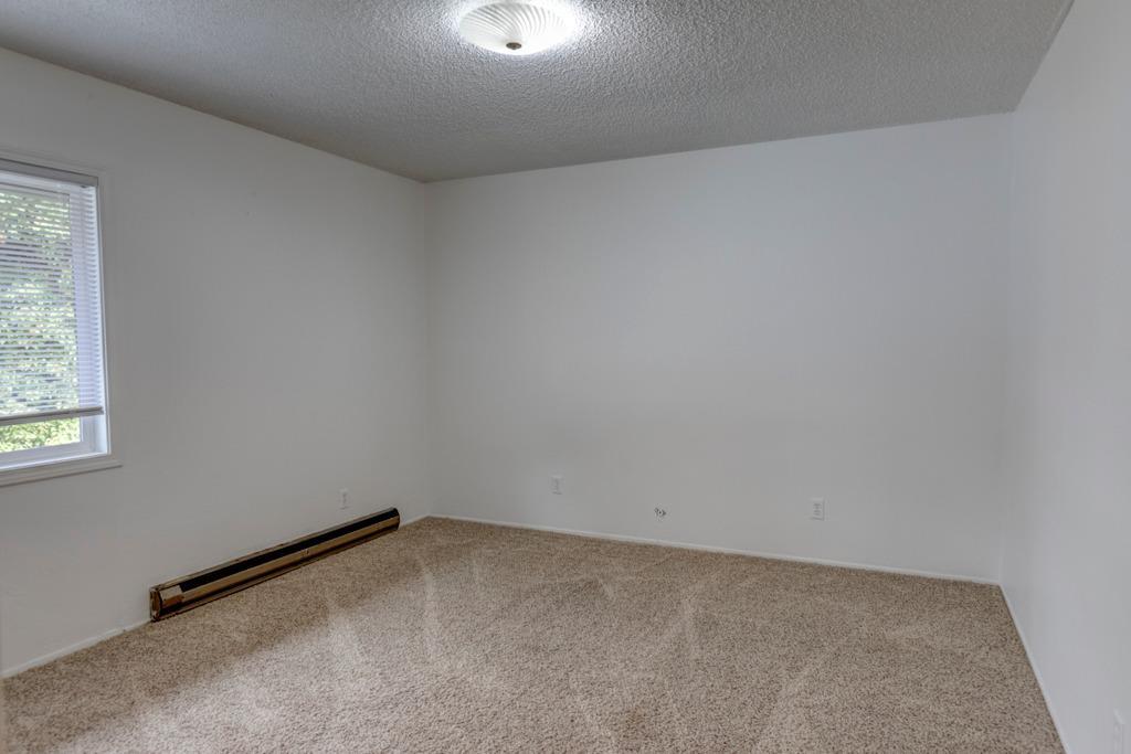102 Oak Grove Road Medford, OR 97501 - Photo 8 of 14 Additional Photo
