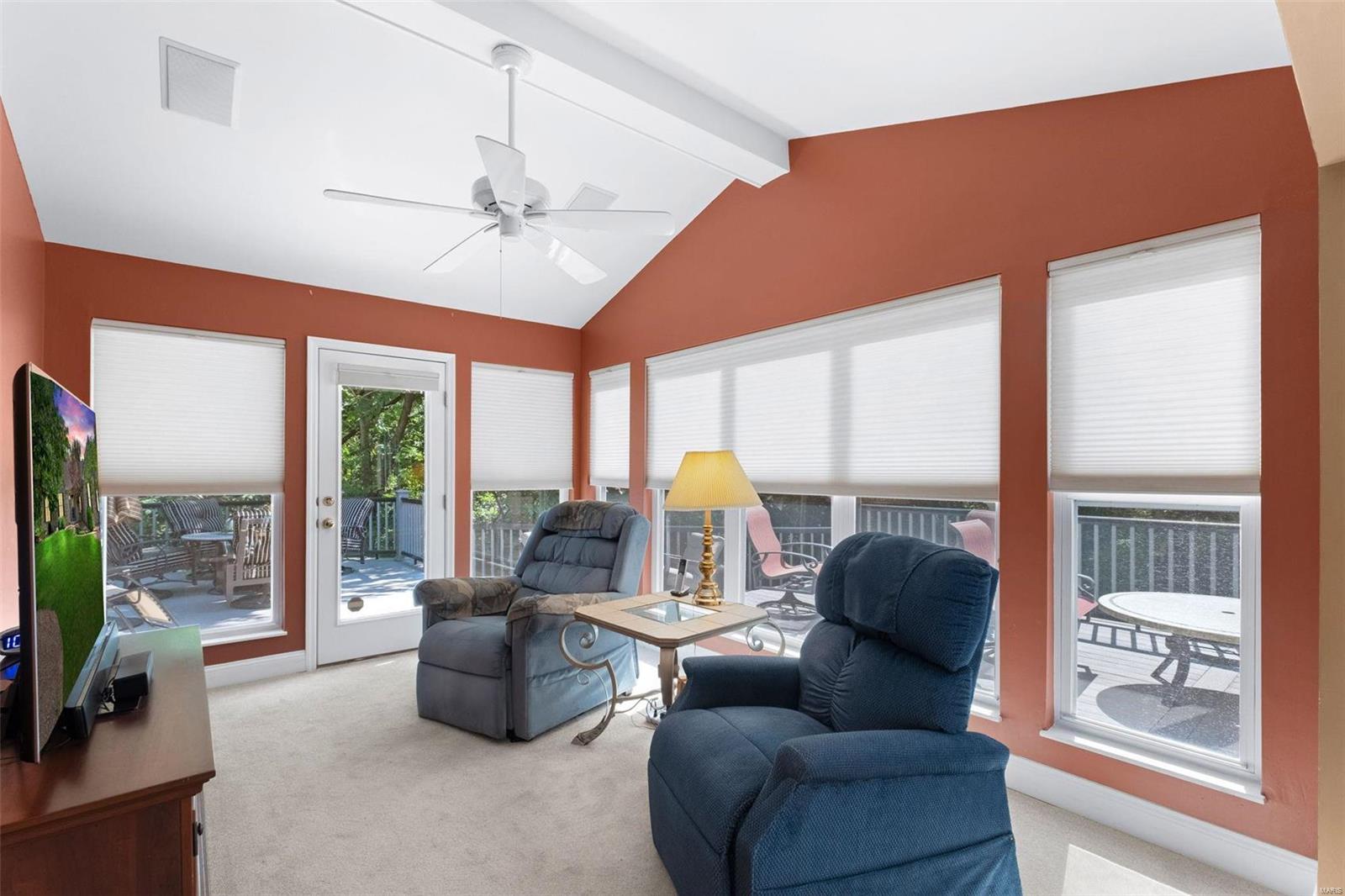 16046 Forest Valley Drive Ballwin, MO 63021 - Photo 22 of 54