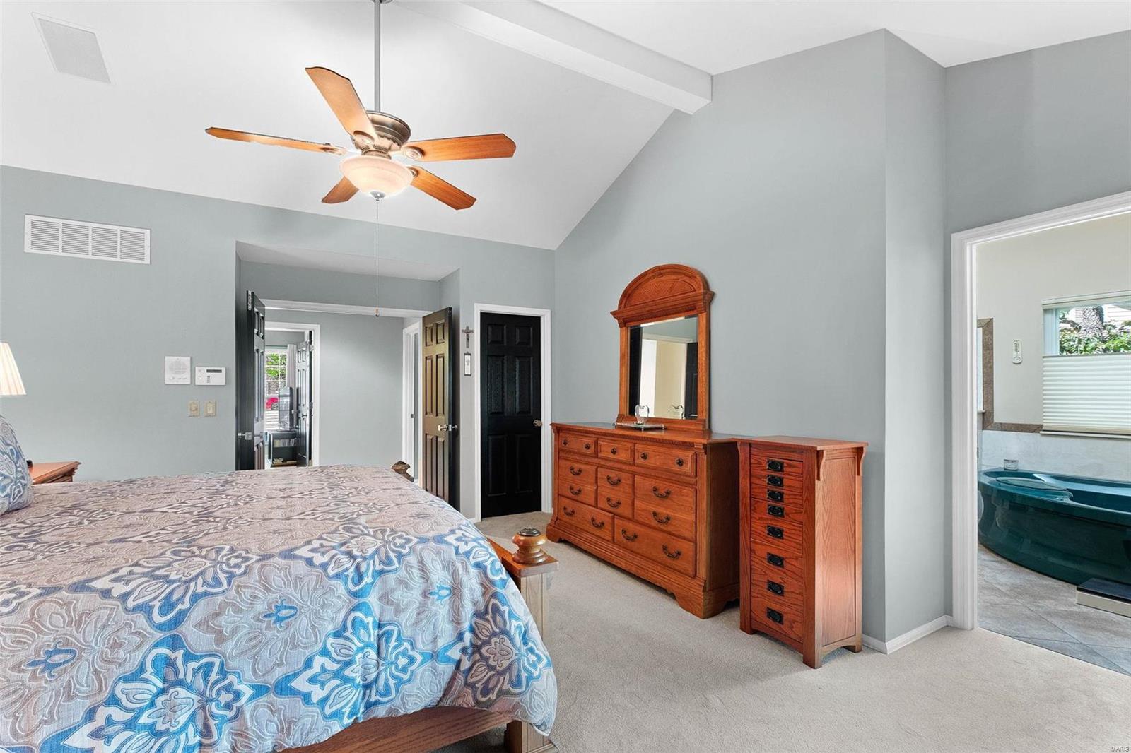 16046 Forest Valley Drive Ballwin, MO 63021 - Photo 25 of 54