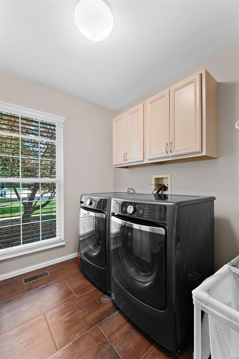 16046 Forest Valley Drive Ballwin, MO 63021 - Photo 33 of 54