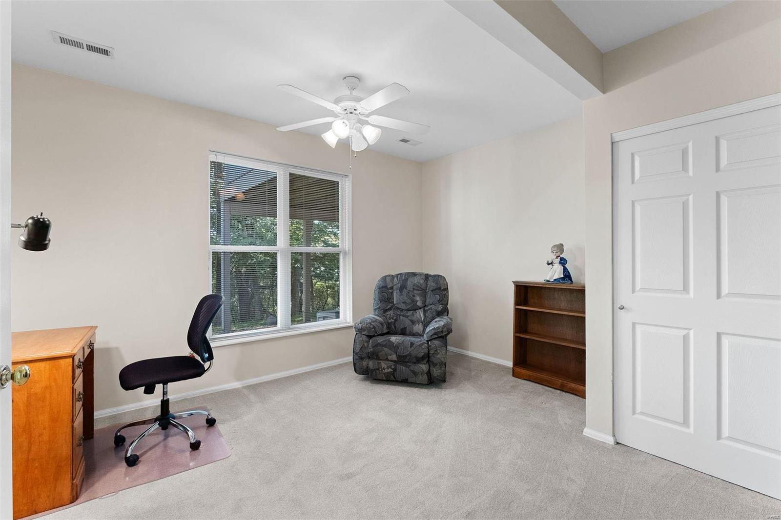 16046 Forest Valley Drive Ballwin, MO 63021 - Photo 37 of 54