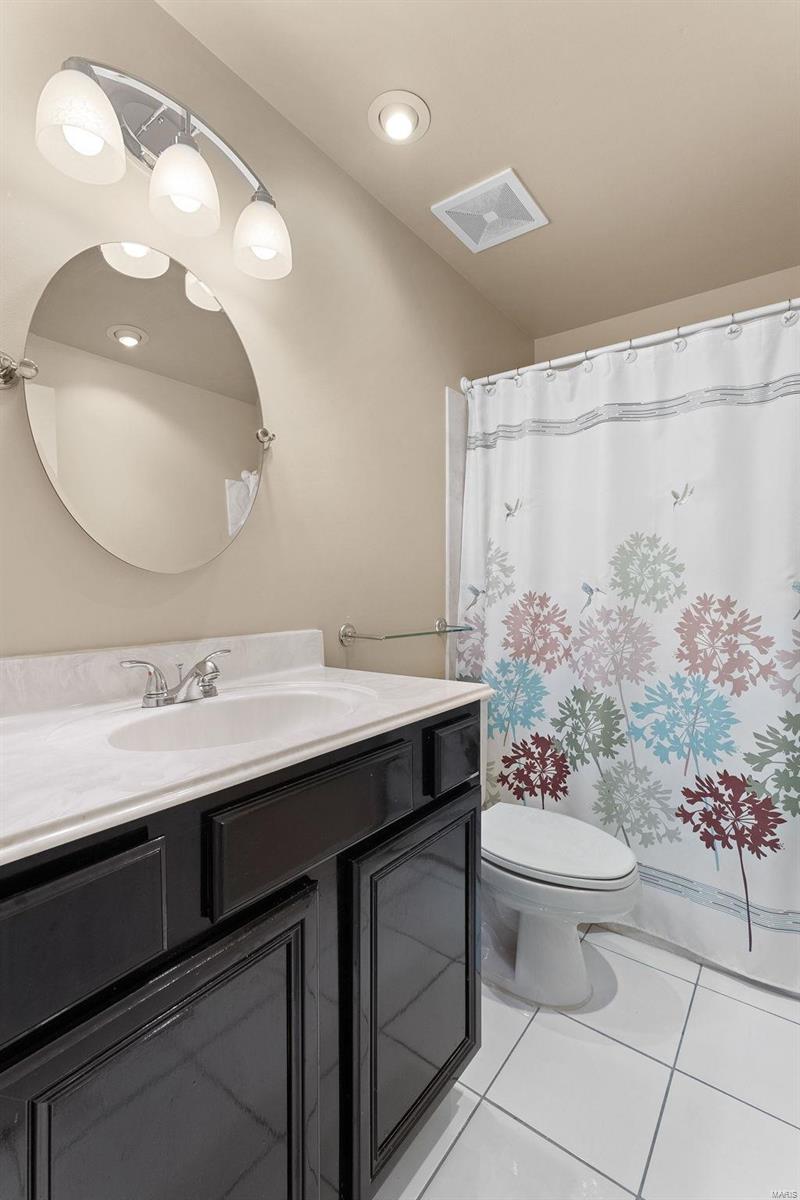 16046 Forest Valley Drive Ballwin, MO 63021 - Photo 44 of 54