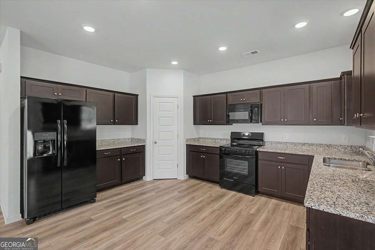 59 Bennett Way Rome, GA 30161 - Photo 8 of 29