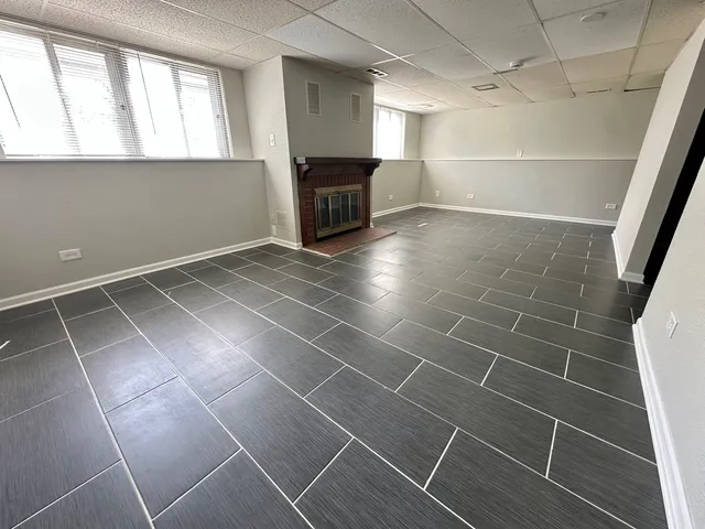 $340,000 | 899 Carl Avenue, Elgin, IL 60120