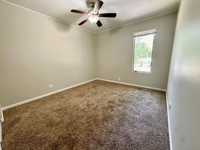 $340,000 | 899 Carl Avenue, Elgin, IL 60120