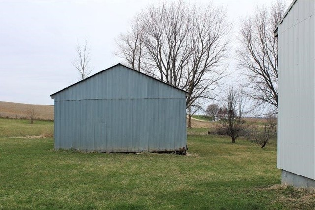 15985 Lyndon Road Morrison, IL 61270 - Photo 21 of 22