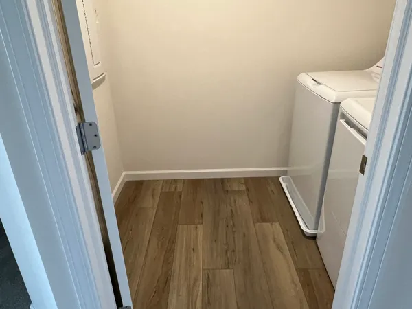 $3,400 | 1977 Leiter Way, Unit 12003, Hoffman Estates, IL 60169