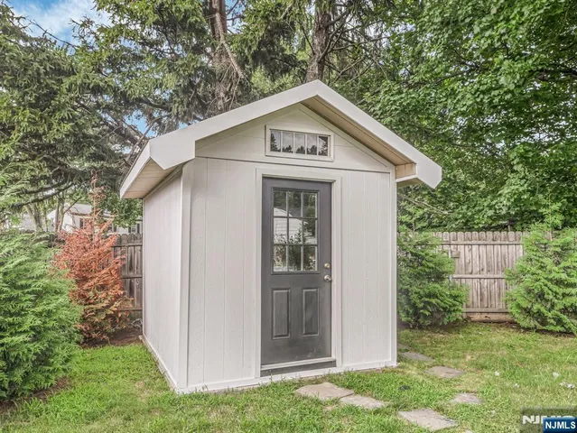 $839,000 | 202 Andover Drive, Wayne, NJ 07470