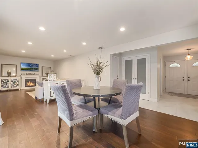 $839,000 | 202 Andover Drive, Wayne, NJ 07470