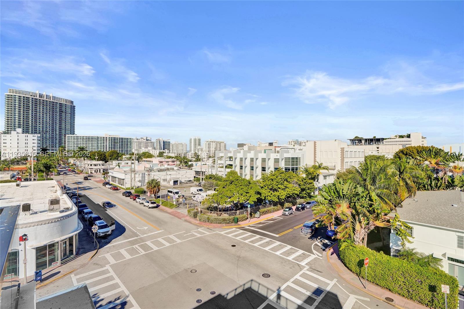 1030 15th Street, Unit PH5 Miami Beach, FL 33139 - Photo 31 of 38 a view of a city