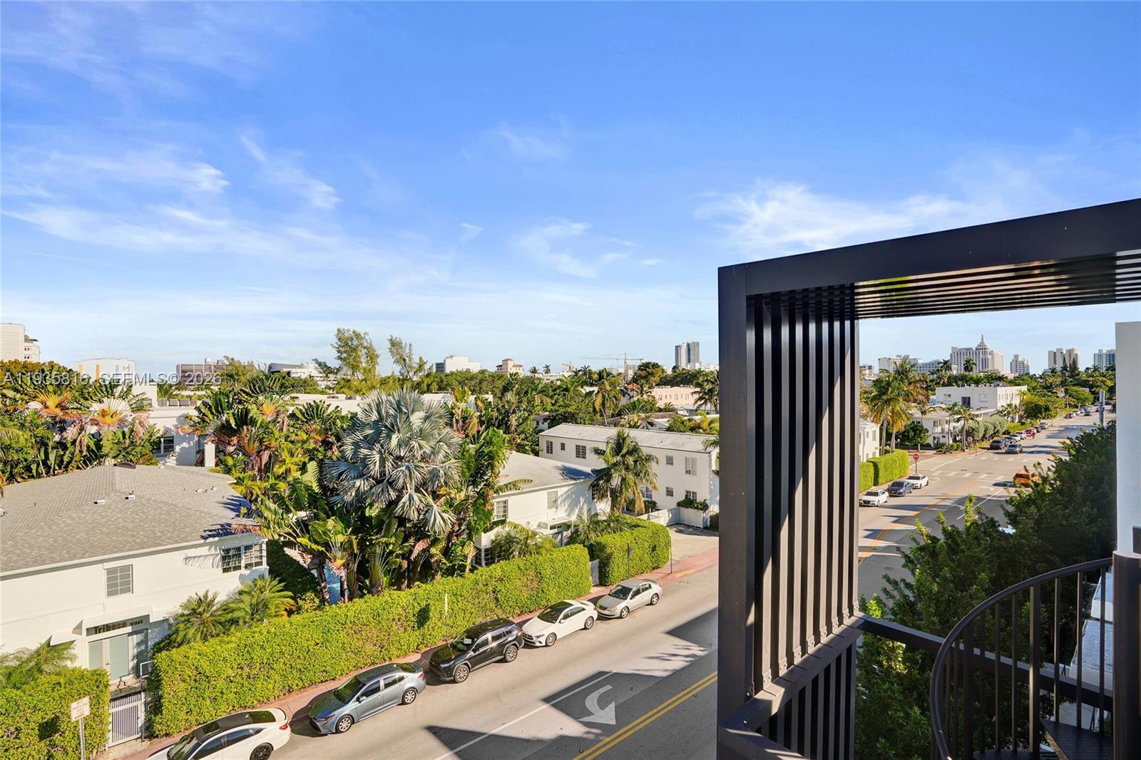 1030 15th Street, Unit PH5 Miami Beach, FL 33139 - Photo 33 of 38