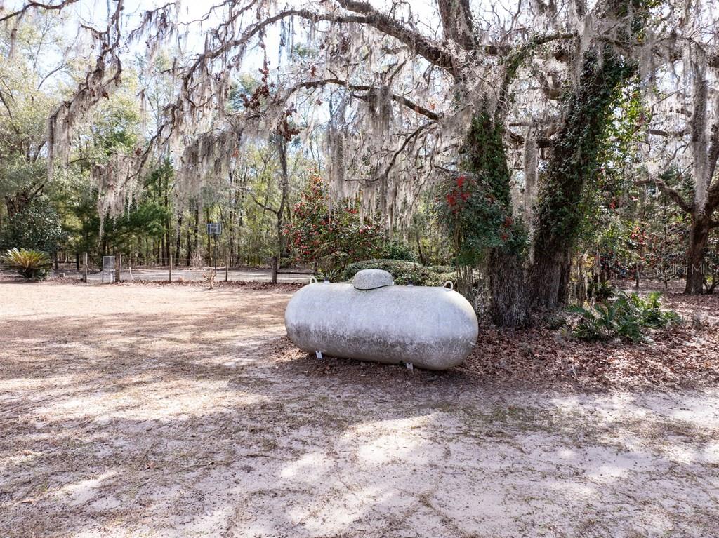 6780 Northwest 41st Circle Bell, FL 32619 - Photo 35 of 77