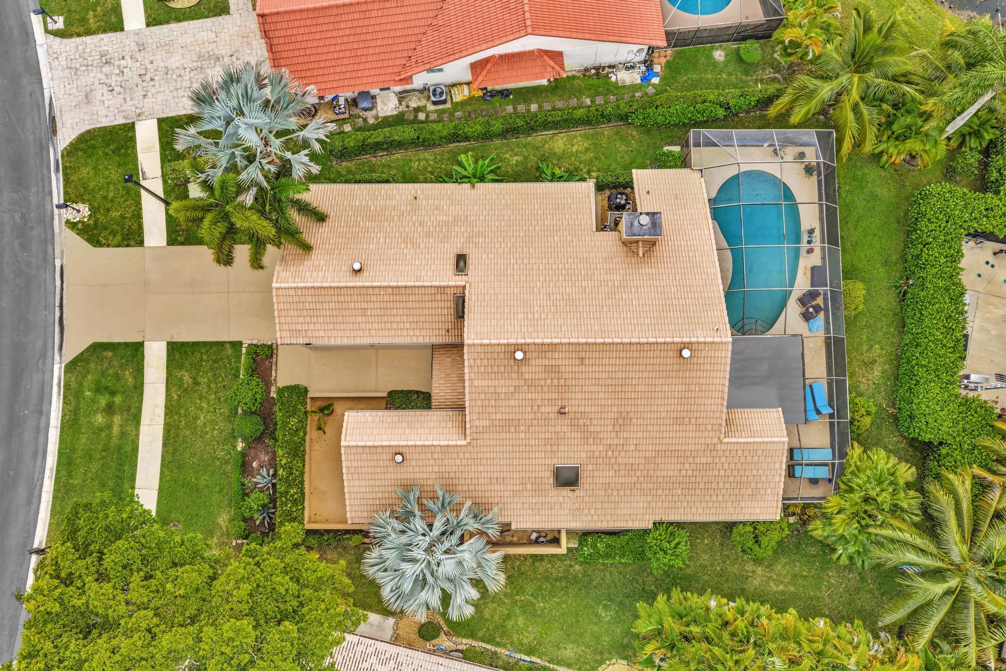 20104 Back 9 Drive Boca Raton, FL 33498 - Photo 5 of 78 DJI_20251112114644_0081_D