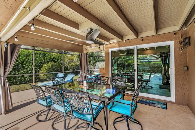 $980,000 | 20104 Back 9 Drive, Boca Raton, FL 33498