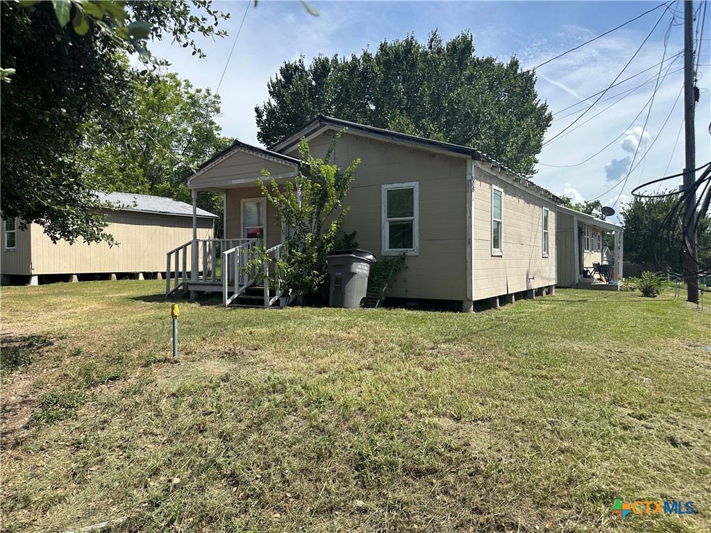 808 South Cameron Street, Unit A Victoria, TX 77901 - Photo 2 of 11