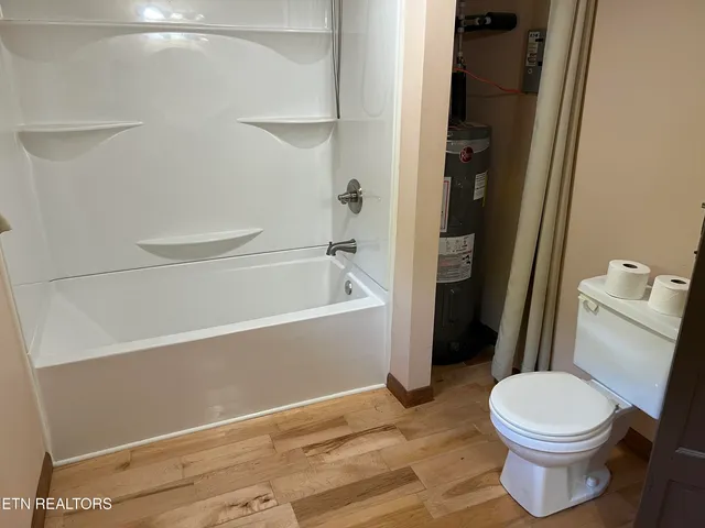 $624,000 | 1198 Mill Creek Road, Sunbright, TN 37872