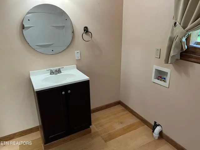 $624,000 | 1198 Mill Creek Road, Sunbright, TN 37872