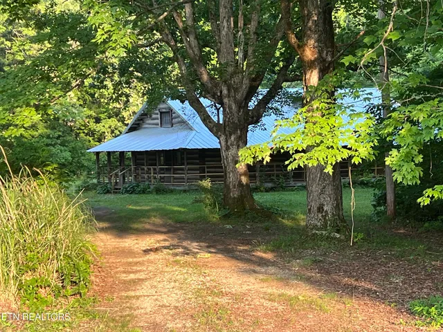 $624,000 | 1198 Mill Creek Road, Sunbright, TN 37872