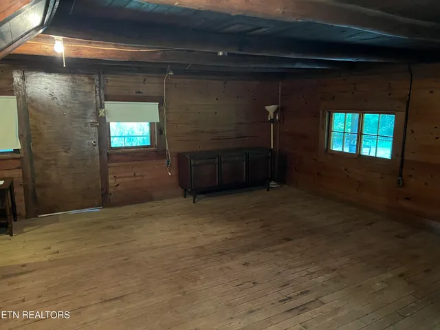 $624,000 | 1198 Mill Creek Road, Sunbright, TN 37872