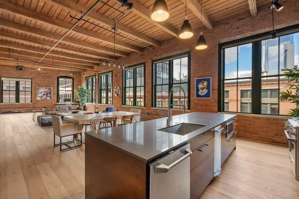 $3,250,000 | 49 Melcher Street, Unit 502, Boston, MA 02210